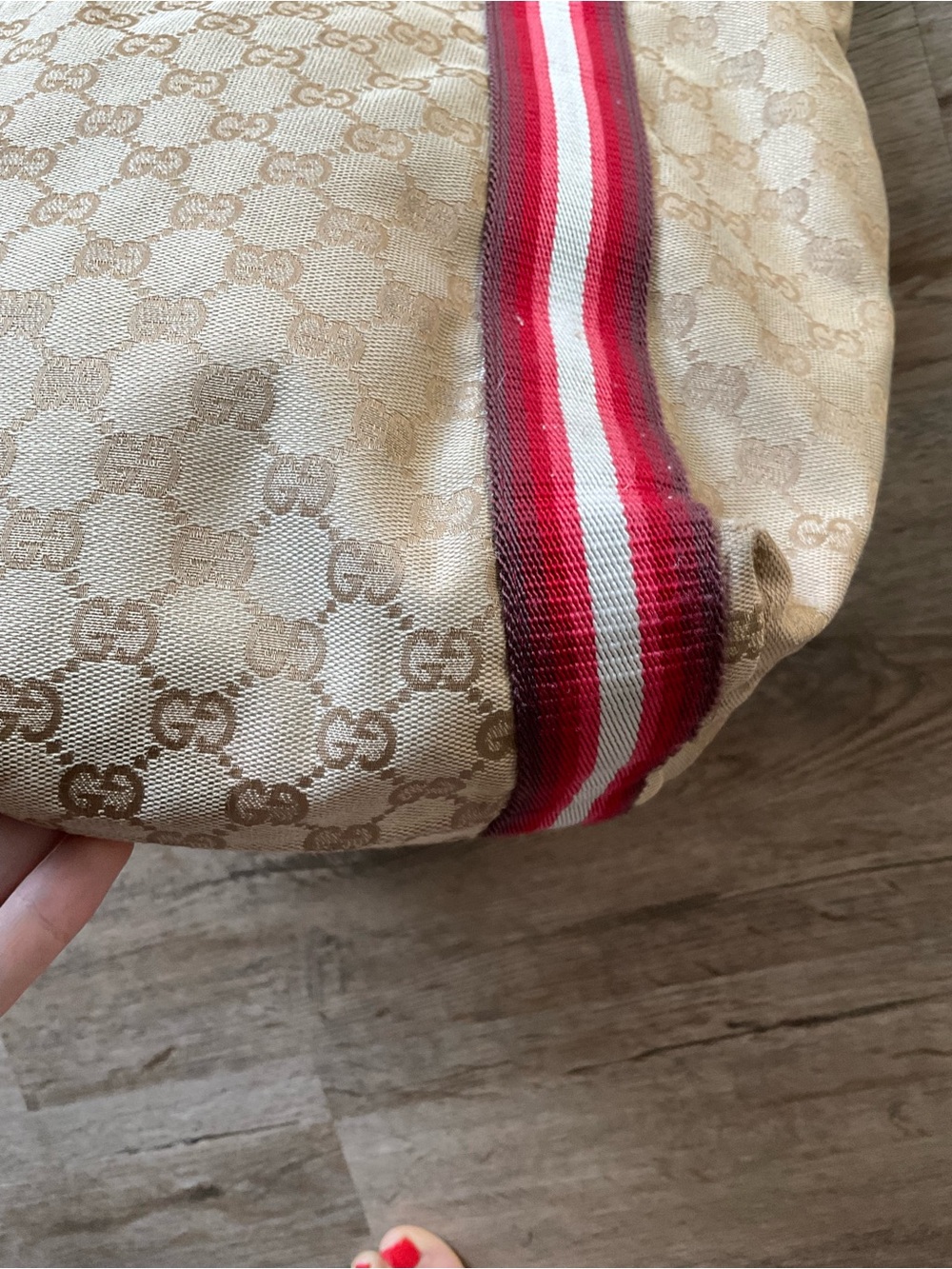 Gucci Beige GG Monogram Canvas Tote with Red Stripe Handles - Picture 9 of 12